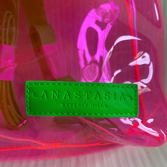 Backpack - Picture 3 of 4